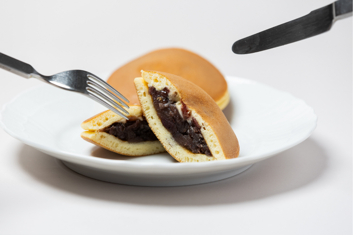 クランベリーバタどらケーキ