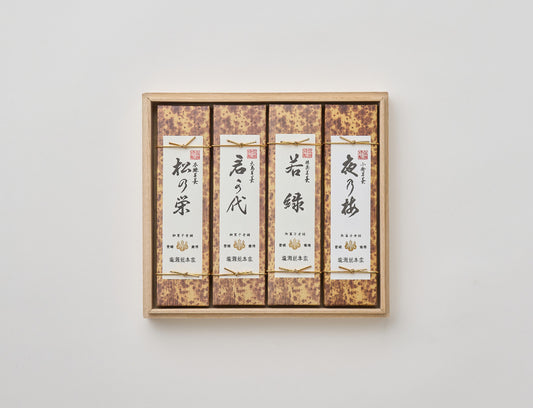 中型羊羹 4本桐箱入