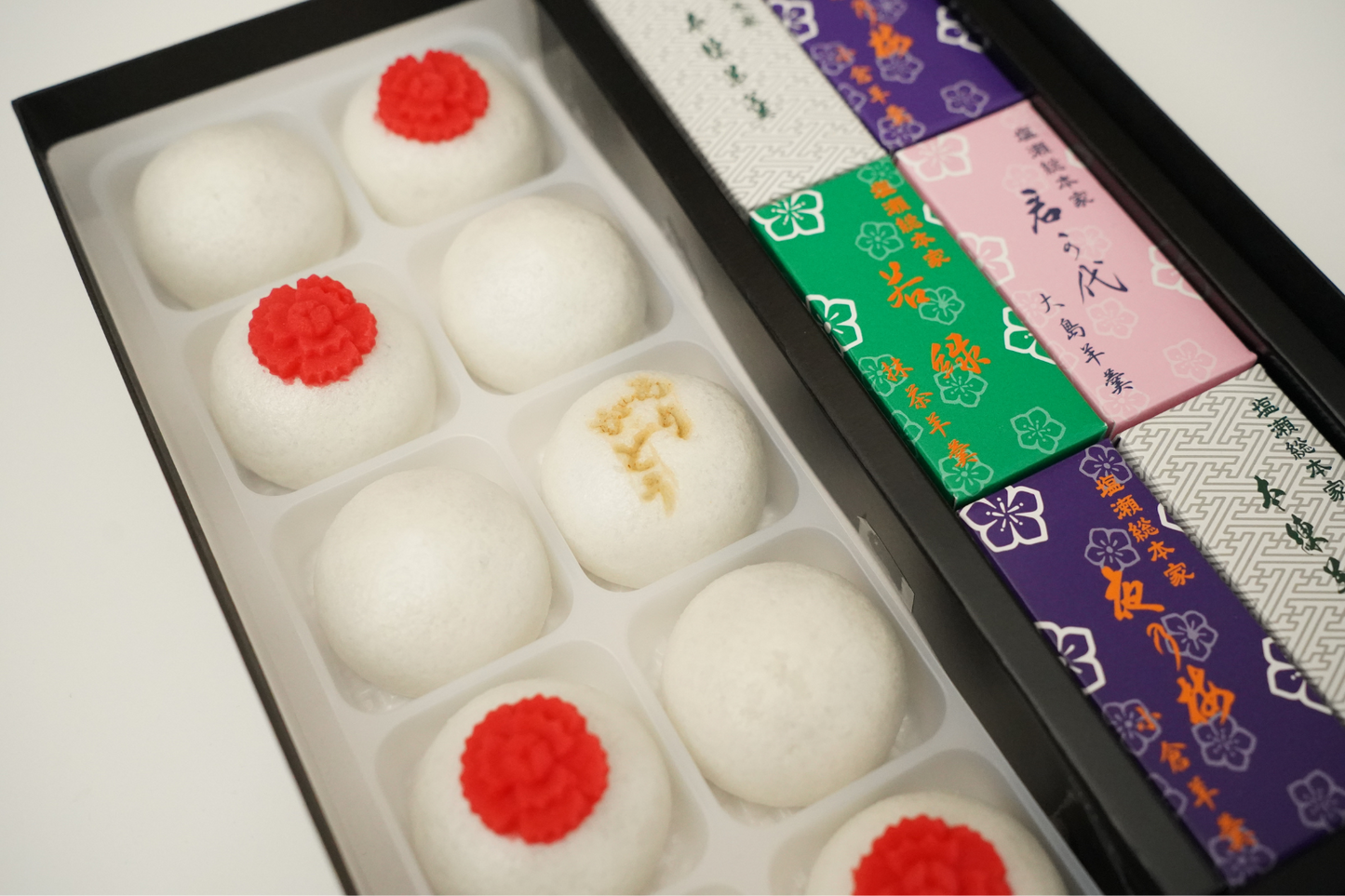 期間限定 母の日饅頭・羊羹詰め合せ 16個入
